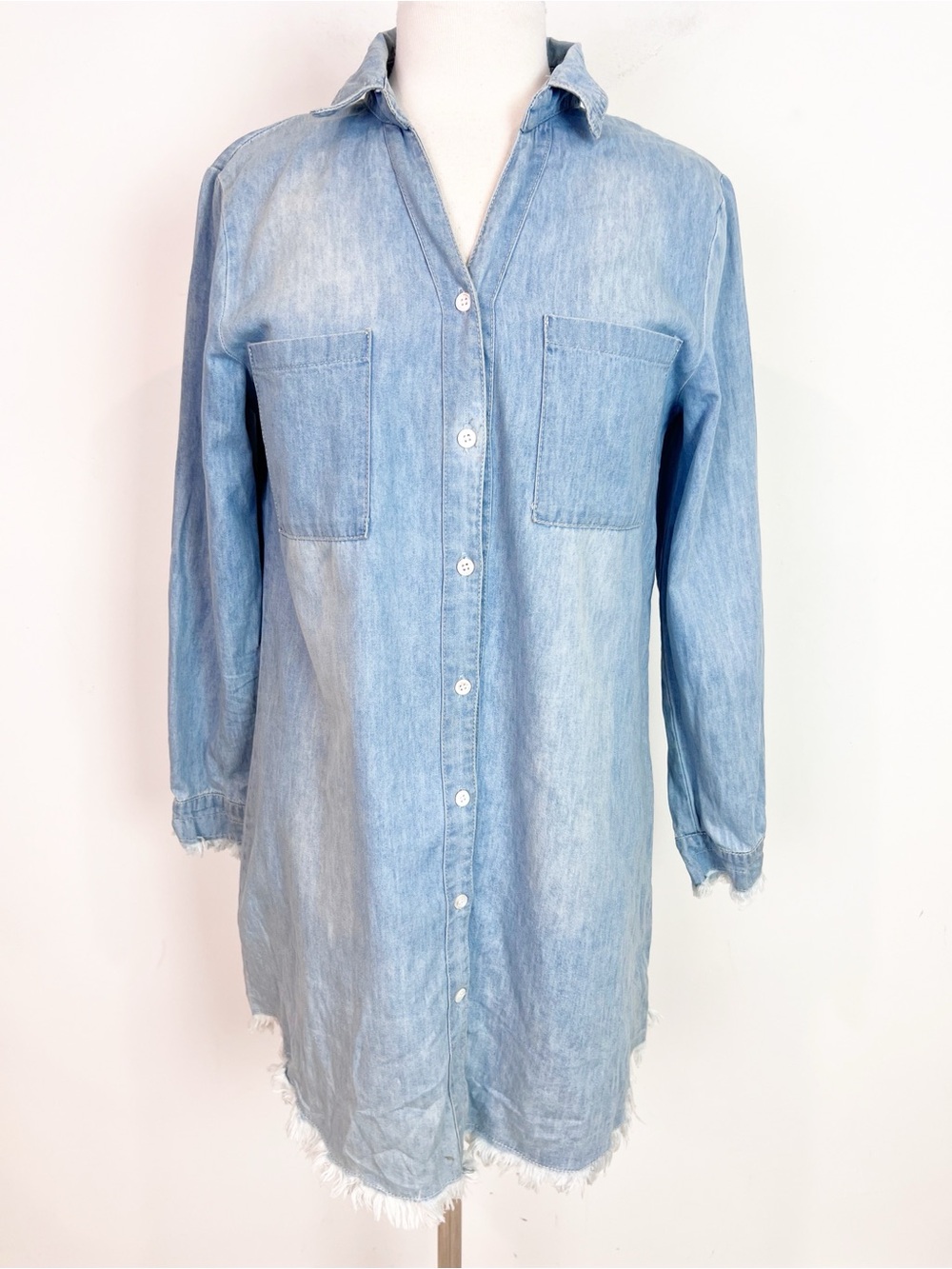 ZILCREMO BLUE DENIM BUTTON FRONT DRESS WITH FRINGE HEM SZ MEDIUM